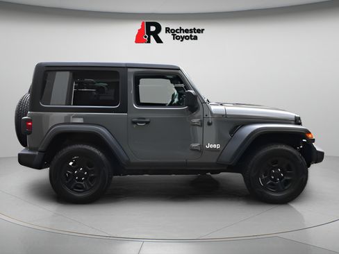 Used 2020 Jeep Wrangler Sport AWD/4WD image 8