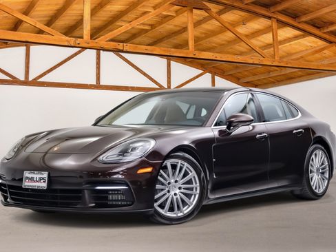 Used 2018 Porsche Panamera 4S AWD/4WD image 1