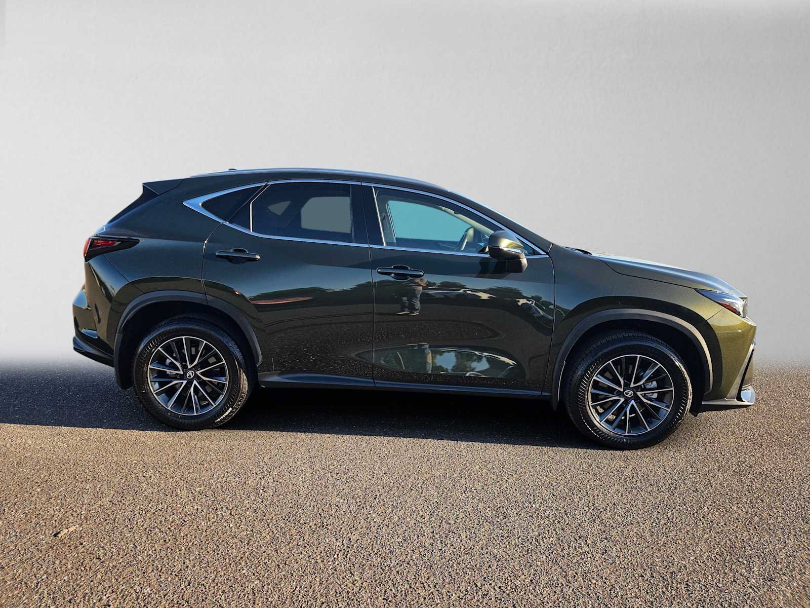 Used 2026 Lexus NX 350 AWD w/ Accessory Package (Z1) image 2