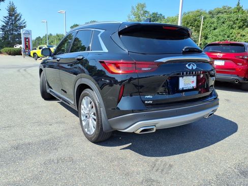 Used 2023 INFINITI QX50 Luxe w/ Accent Package AWD/4WD image 7