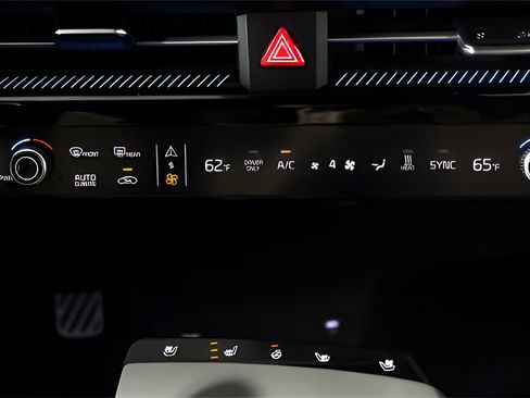 Used 2024 Kia EV6 GT-Line image 39