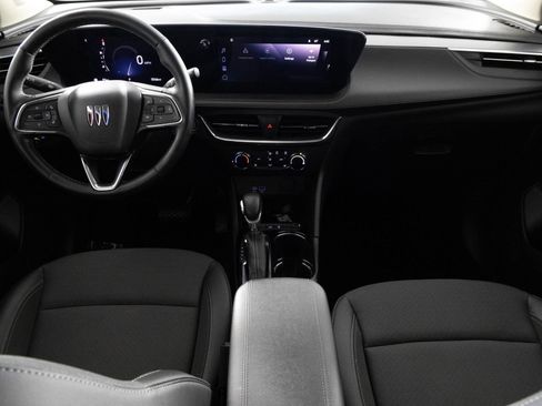 Used 2024 Buick Encore GX Preferred w/ Comfort Package FWD image 22
