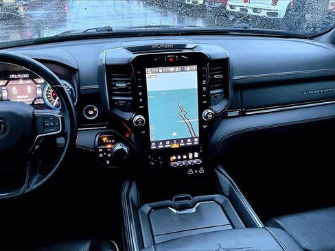 Used 2022 RAM 1500 Limited w/ Body-Colour Bumper Group image 6