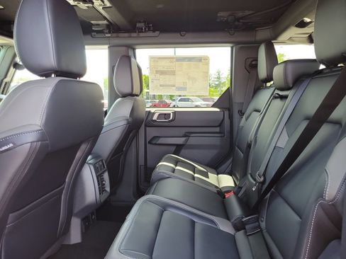 New 2026 Ford Bronco Outer Banks AWD/4WD image 14