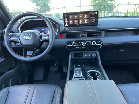 Certified 2026 Honda Passport TrailSport Elite image 16