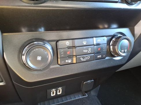 Used 2019 Ford F150 XLT w/ Equipment Group 302A Luxury image 20