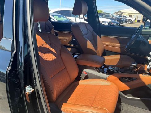 Used 2025 Kia Telluride SX X-Line image 9