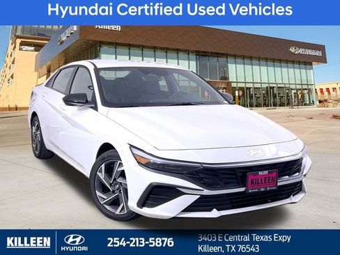 Used 2025 Hyundai Elantra Sport FWD image 1