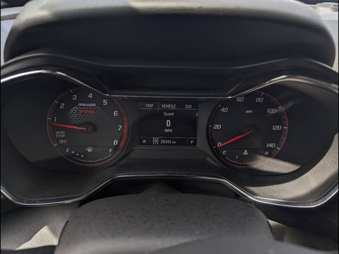 Used 2022 Chevrolet TrailBlazer RS AWD/4WD image 2