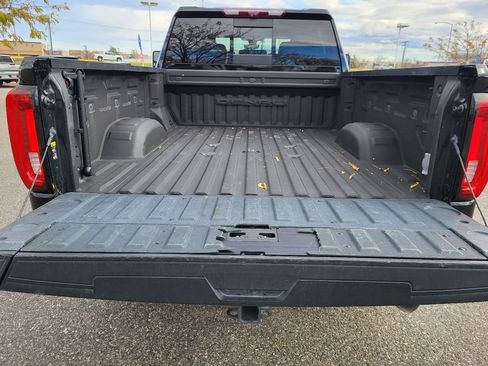 Used 2020 GMC Sierra 3500 Denali w/ Denali Ultimate Package image 11