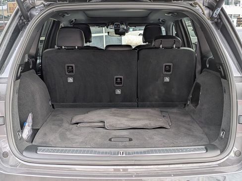 Used 2023 Jeep Grand Cherokee Overland image 8