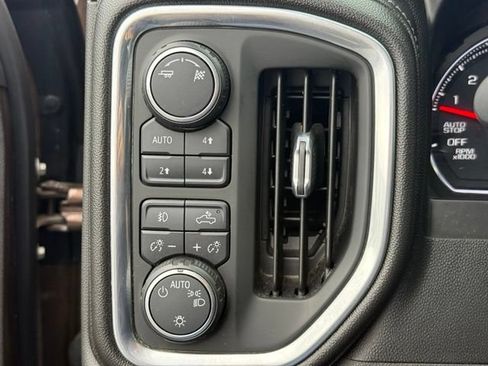 Used 2019 Chevrolet Silverado 1500 RST AWD/4WD image 23