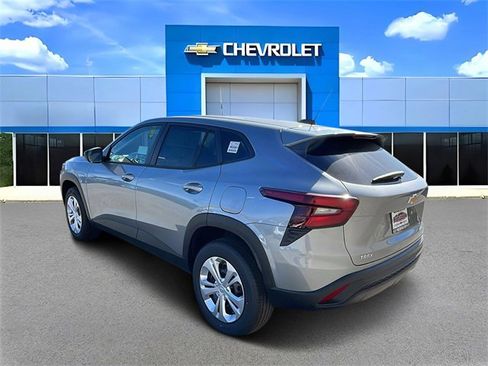 New 2026 Chevrolet Trax LS w/ Driver Confidence Package image 5