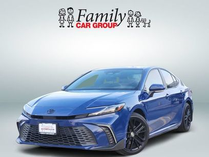 Used 2025 Toyota Camry SE w/ Convenience Package
