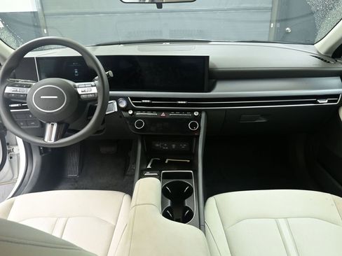 Certified 2024 Hyundai Sonata SEL image 18