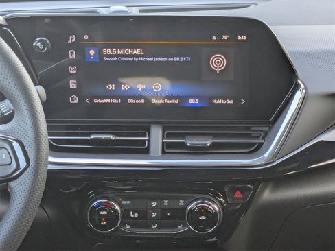 New 2026 Chevrolet Trax RS w/ Driver Confidence Package image 15