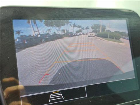 Used 2022 Chevrolet Malibu LS FWD image 13