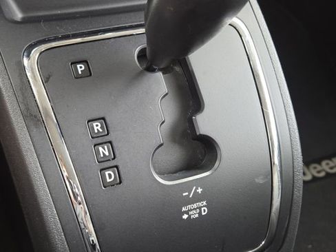Used 2015 Jeep Patriot Sport FWD image 30