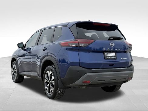 Used 2022 Nissan Rogue SV image 5