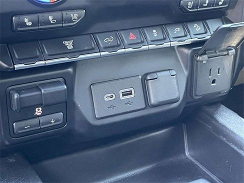 Used 2022 GMC Sierra 2500 AT4 w/ Gooseneck/5TH Wheel Package image 15