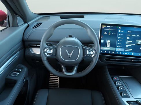 New 2024 VinFast VF 9 Plus AWD/4WD image 16