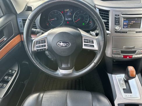 Used 2014 Subaru Outback 2.5i Limited image 14