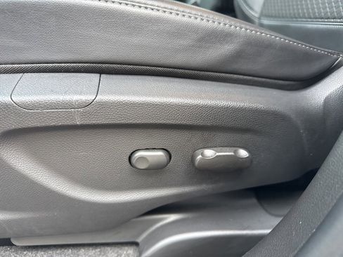 Certified 2022 Buick Encore Preferred w/ Safety Package image 16