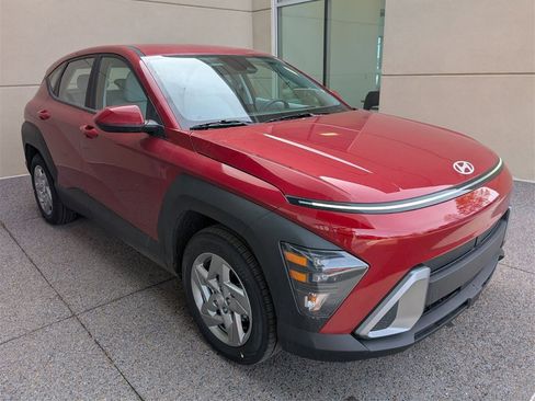 New 2026 Hyundai Kona SE image 4
