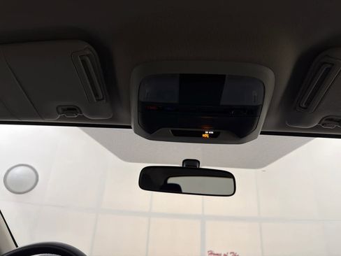 Used 2020 Subaru Crosstrek 2.0i Premium image 20