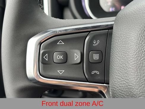 New 2026 RAM 2500 Laramie AWD/4WD image 19