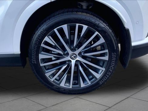 Used 2024 Lexus RX 350 Premium Plus w/ Convenience Package FWD image 10