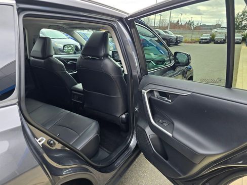 Used 2020 Toyota RAV4 Limited w/ Limited Grade Weather Package AWD/4WD image 13