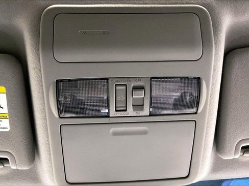 Used 2019 Nissan Frontier SL image 36