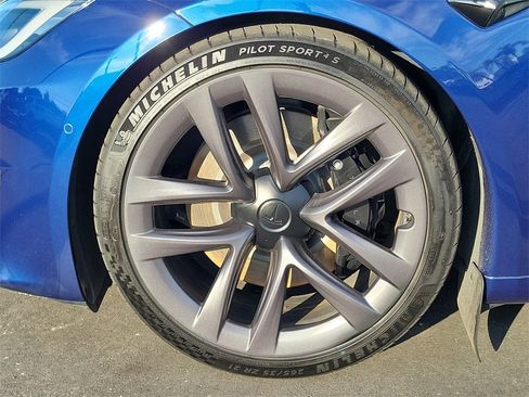 Used 2022 Tesla Model S image 21