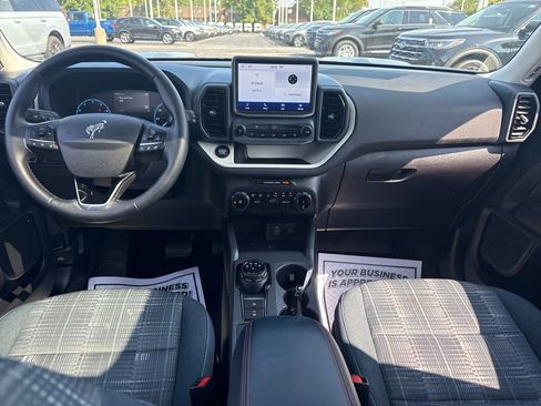 Used 2024 Ford Bronco Sport Heritage w/ Heritage Convenience Package image 17