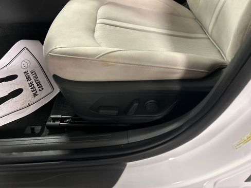 Used 2022 Hyundai Sonata SEL FWD image 11