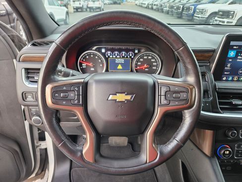 Used 2021 Chevrolet Suburban High Country AWD/4WD image 18
