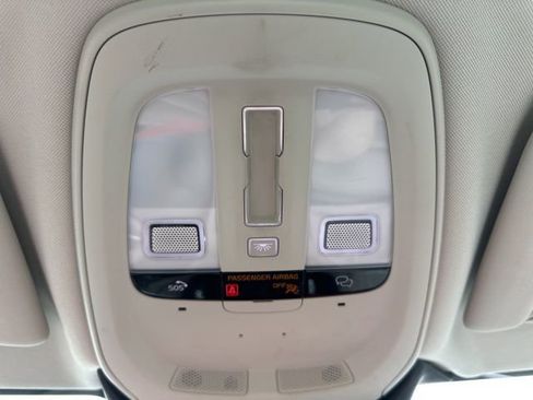 Used 2024 Volvo S60 B5 Plus image 39