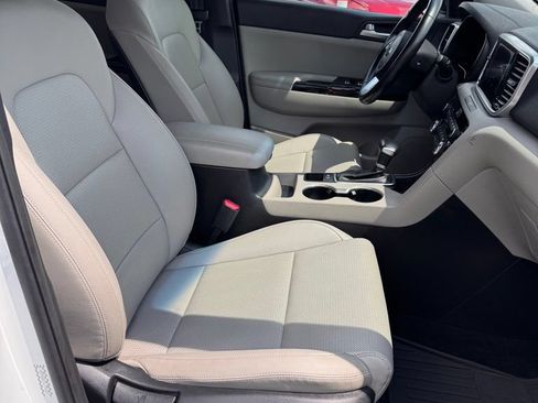 Used 2020 Kia Sportage EX FWD image 12