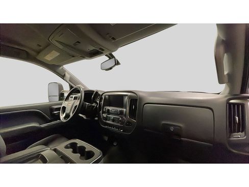 Used 2015 Chevrolet Silverado 2500 LT w/ LT Convenience Package image 16