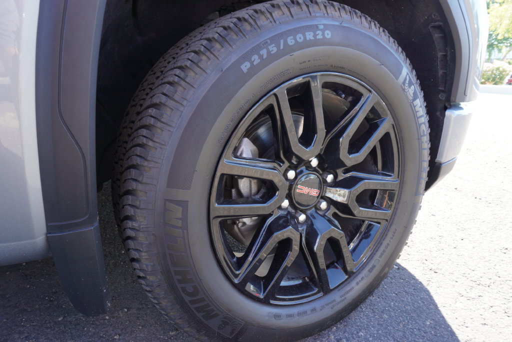 Used 2024 GMC Sierra 1500 Elevation w/ Preferred Package AWD/4WD image 6