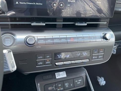 Certified 2025 Hyundai Kona Limited image 21