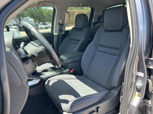Certified 2023 Nissan Frontier SV w/ SV Convenience Package RWD image 21