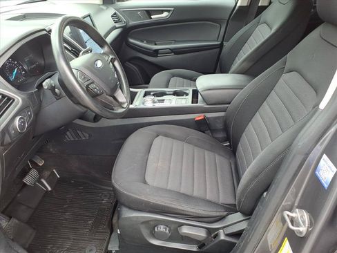 Used 2022 Ford Edge SE w/ Black Appearance Package AWD/4WD image 2
