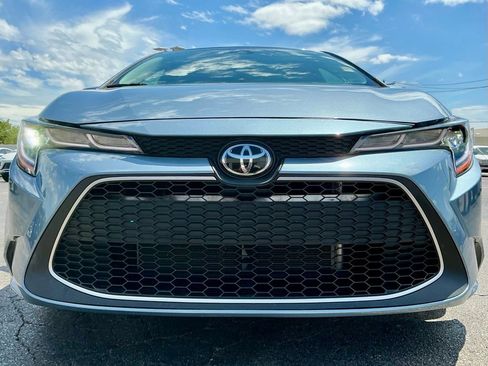 Used 2020 Toyota Corolla XLE FWD image 9