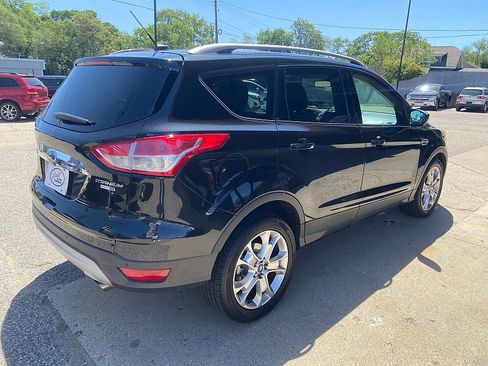Used 2015 Ford Escape Titanium AWD/4WD image 4