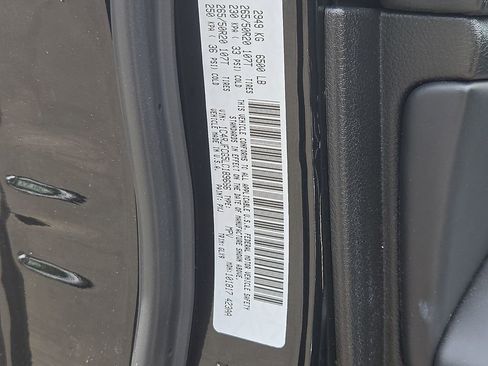 Used 2020 Jeep Grand Cherokee Overland AWD/4WD image 26
