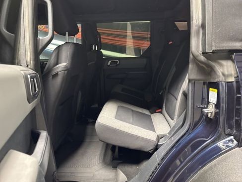 Used 2021 Ford Bronco 4-Door w/ Sasquatch Package image 13
