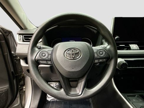 Used 2024 Toyota RAV4 XLE image 12