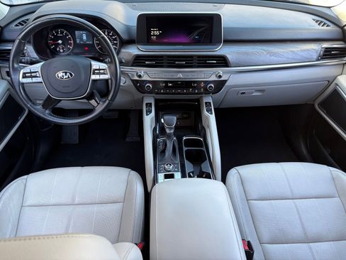 Used 2021 Kia Telluride EX w/ EX Premium Package image 14